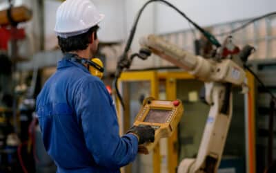 OEE 2025 基准：与竞争对手相比，您处于什么位置？